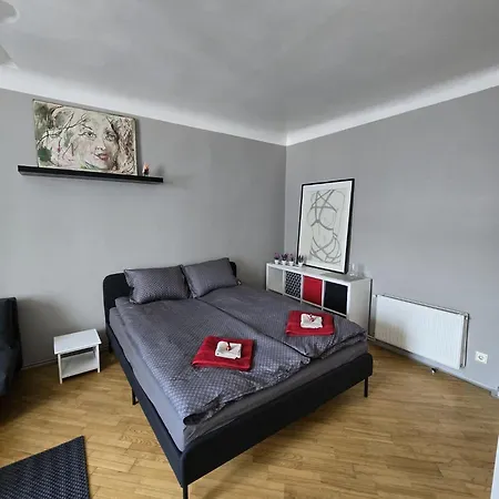 Apartman Cultural Center, Up To 4ppl, Self Check-in *